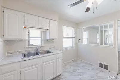 7150 Beulah Avenue, Jennings, MO 63136 - Photo 9