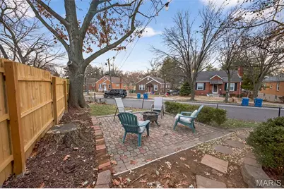 9292 Fayette Avenue, Saint Louis, MO 63123 - Photo 7