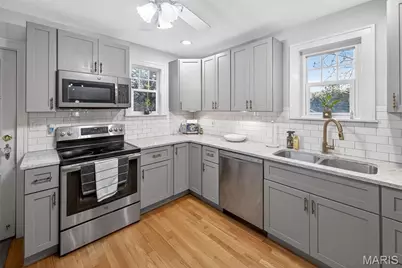 9292 Fayette Avenue, Saint Louis, MO 63123 - Photo 25