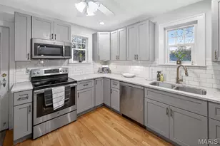 9292 Fayette Ave, Saint Louis, MO 63123 - Photo 25