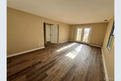 2390 Teakwood Manor Drive, Florissant, MO 63031 - Photo 7