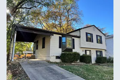 2390 Teakwood Manor Drive, Florissant, MO 63031 - Photo 3