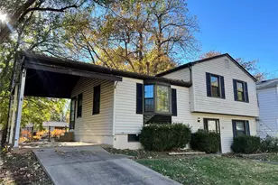 2390 Teakwood Manor Dr, Florissant, MO 63031 - Photo 3