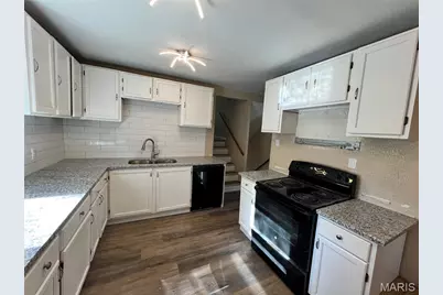 2390 Teakwood Manor Drive, Florissant, MO 63031 - Photo 11