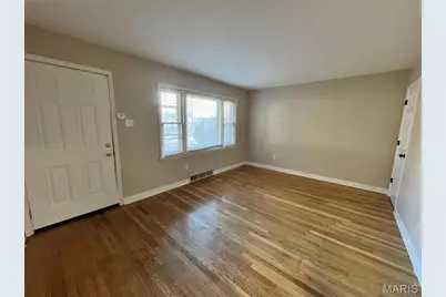 1456 Fairmeadows Lane, Saint Louis, MO 63138 - Photo 7