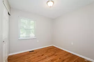 2868 Essex St, Saint Charles, MO 63301 - Photo 11