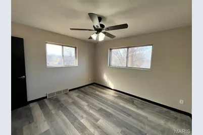 5150 Wallingford Drive, Saint Louis, MO 63121 - Photo 11