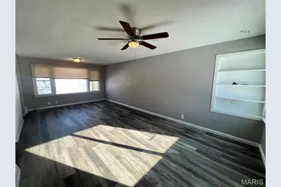 10232 Tappan Drive, Saint Louis, MO 63137 - Photo 5