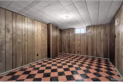 1865 Clover Lane, Florissant, MO 63031 - Photo 27