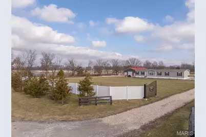 110 Schupmann Drive, Troy, MO 63379 - Photo 3