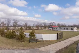 110 Schupmann Dr, Troy, MO 63379 - Photo 3