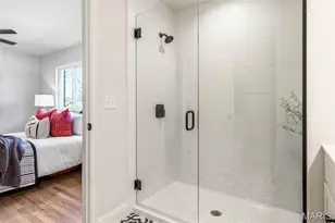 330 Sudbury Ln, Ballwin, MO 63011 - Photo 15