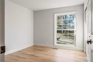 330 Sudbury Ln, Ballwin, MO 63011 - Photo 21