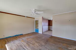 2145 Kingsford Dr, Florissant, MO 63031 - Photo 3