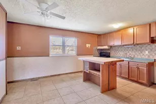 2145 Kingsford Dr, Florissant, MO 63031 - Photo 5