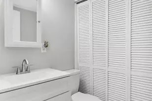 3426 Nebraska Ave, Saint Louis, MO 63118 - Photo 9