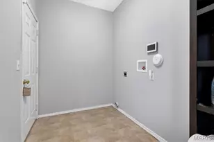 321 Hawks View Dr, O'Fallon, MO 63368 - Photo 21