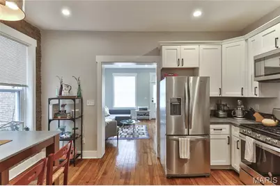 3902 Shaw Boulevard, Saint Louis, MO 63110 - Photo 5