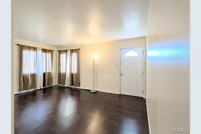7801 Ellington Drive, Saint Louis, MO 63121 - Photo 5