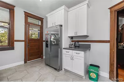 3961 Shaw Boulevard, Saint Louis, MO 63110 - Photo 5