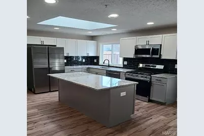 6742 Foxbend Court, Florissant, MO 63033 - Photo 7