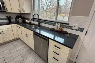 3835 Greengrass Dr, Florissant, MO 63033 - Photo 15