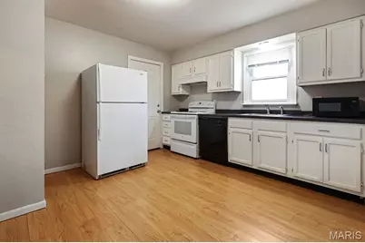 615 Florland Drive, Florissant, MO 63031 - Photo 11