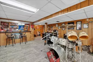 6511 Heege Rd, Affton, MO 63123 - Photo 17