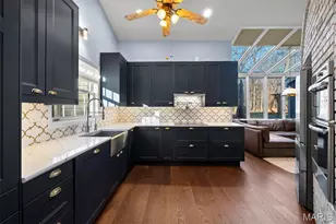 840 Angleterre Dr, Creve Coeur, MO 63141 - Photo 15