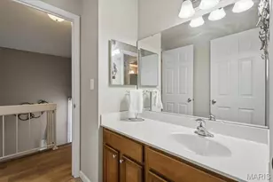 1939 Hunting Lake Ct, Kirkwood, MO 63122 - Photo 21