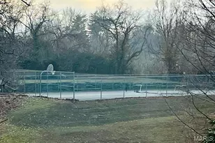 1939 Hunting Lake Ct, Kirkwood, MO 63122 - Photo 51