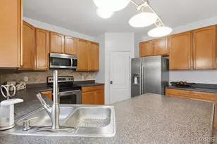 85 Aspen Ridge Ct, Saint Peters, MO 63376 - Photo 15