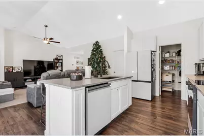 38 Brush Creek Drive, Pacific, MO 63069 - Photo 17