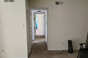 330 Chapel Ridge Dr, Hazelwood, MO 63042 - Photo 5