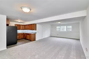 11900 Grant Pl, Des Peres, MO 63131 - Photo 35