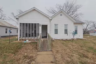 206 S 5th St, Stanton, MO 63435 - Photo 3