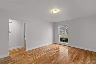 2668 Midland Ridge Dr, Saint Louis, MO 63114 - Photo 15