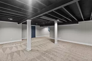 2668 Midland Ridge Dr, Saint Louis, MO 63114 - Photo 57