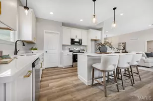 103 Timber Wind Dr, Wentzville, MO 63385 - Photo 11