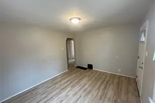 814 Elsworth Pl, Saint Louis, MO 63135 - Photo 3