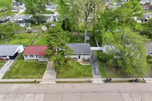 11959 Brookmont Dr, Maryland Heights, MO 63043 - Photo 43