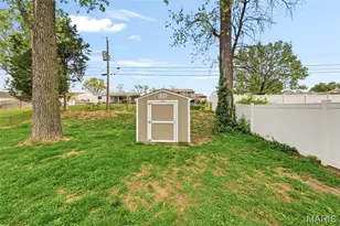 11959 Brookmont Dr, Maryland Heights, MO 63043 - Photo 19