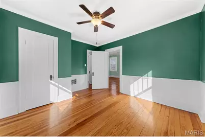 425 S Clark Avenue, Ferguson, MO 63135 - Photo 17