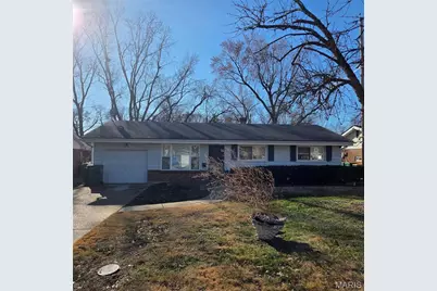 840 Lebon Drive, Bellefontaine Neighbors, MO 63137 - Photo 1