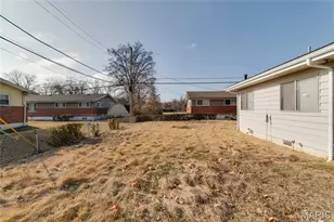 2206 Berwyn Dr, Saint Louis, MO 63136 - Photo 25