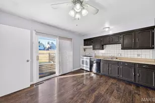 728 Undercliff Dr, Hazelwood, MO 63042 - Photo 9