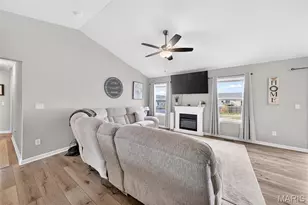 15 Hollow Tree Ct, Winfield, MO 63389 - Photo 9