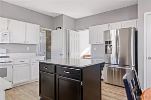 30 Walnut Knoll Ct, Saint Charles, MO 63304 - Photo 11