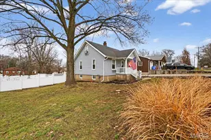 969 N Castello St, Florissant, MO 63031 - Photo 5