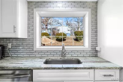 8709 Holbrook Drive, Affton, MO 63123 - Photo 15